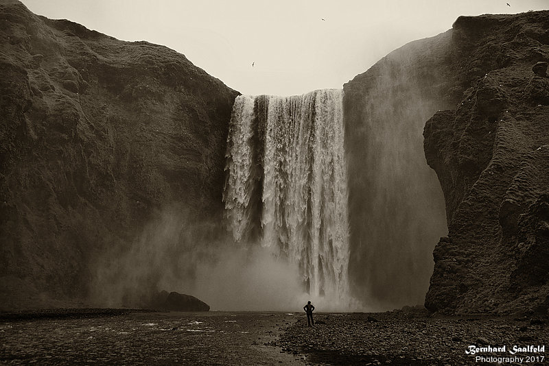 Bernhard Saalfeld - Vintage Skogafoss 